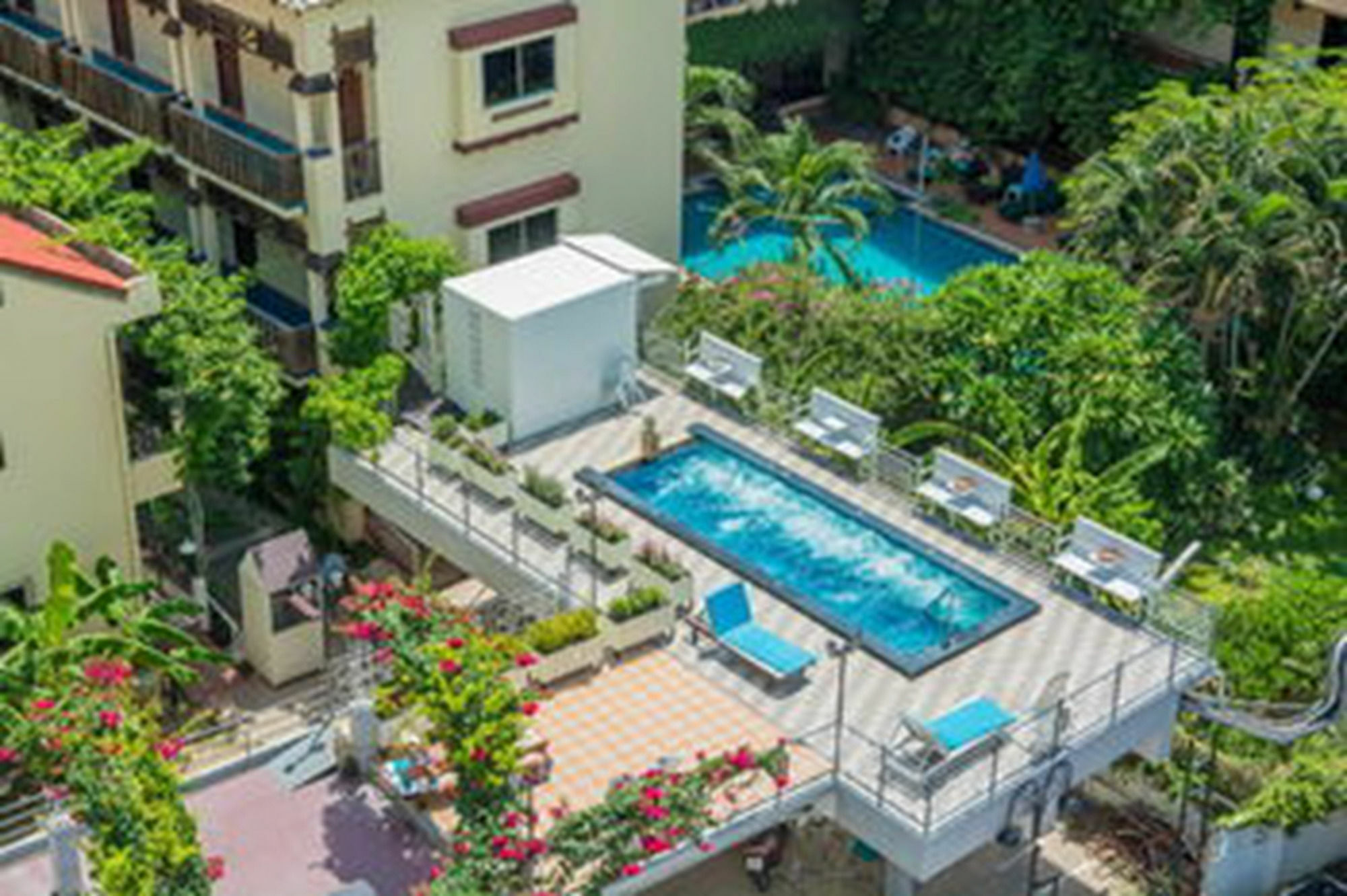 Sutus Court 2 Hotell Pattaya Exteriör bild